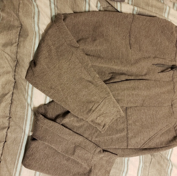 Large grey Joggers - Picture 3 of 3